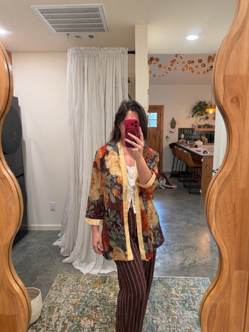 Floral Open Kimono with Peach Trim - Picture 4 of 4